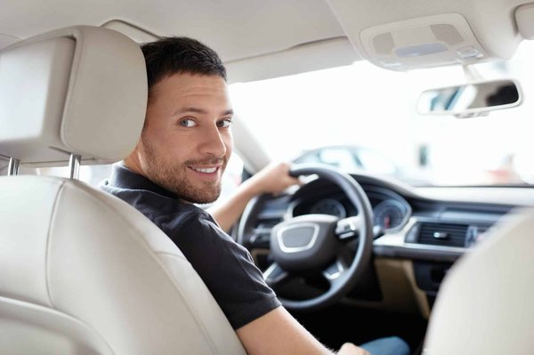 S'assurer en second conducteur : les conseils pratiques